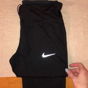 Nike leggings cropped fit